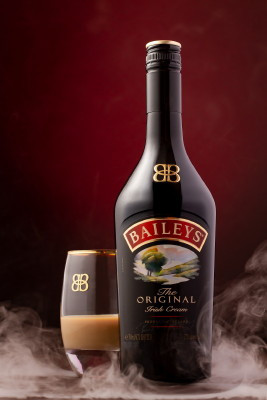 Domowa wersja irlandzkiego alkoholu – przepis na Baileys likier