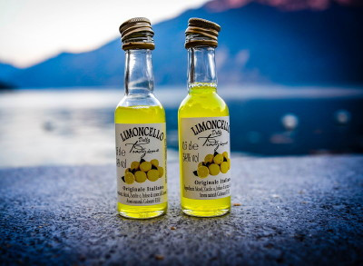 Likier Limoncello - przepis na cytrynowy likier neapolitański